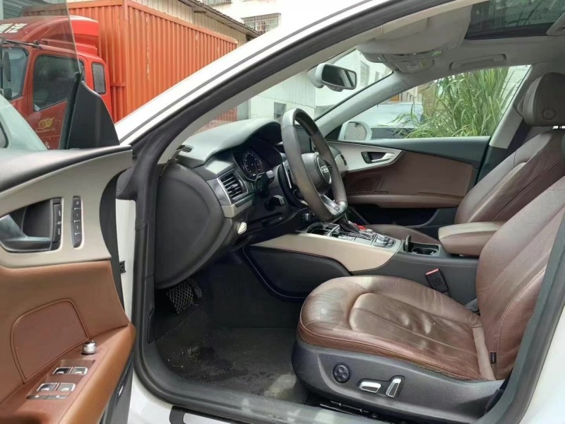 广州18年奥迪A7L4