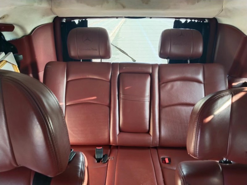 青岛13年奔驰威霆4