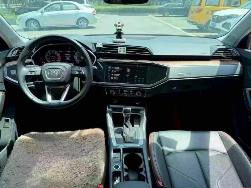 枣庄23年奥迪Q34