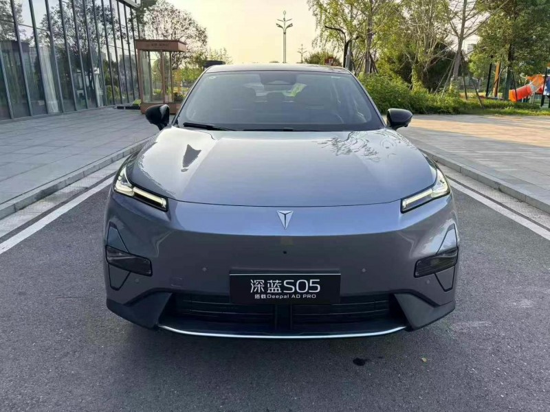 衡陽25年長安汽車深藍1