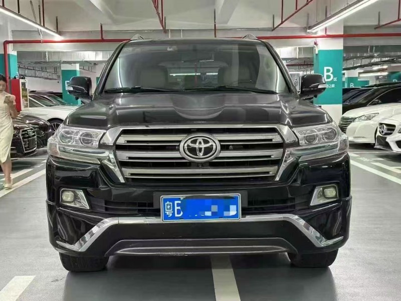 廣州16年豐田蘭德酷路澤1