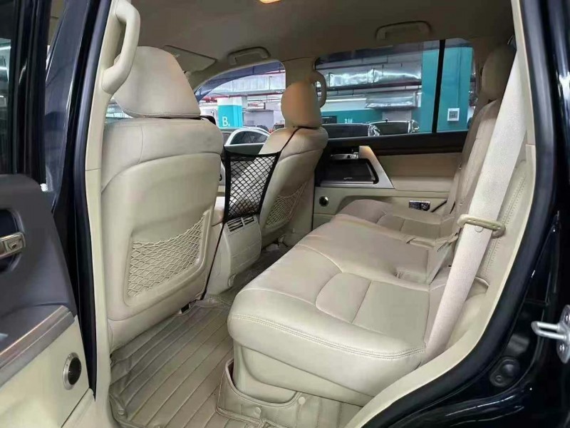 廣州16年豐田蘭德酷路澤6