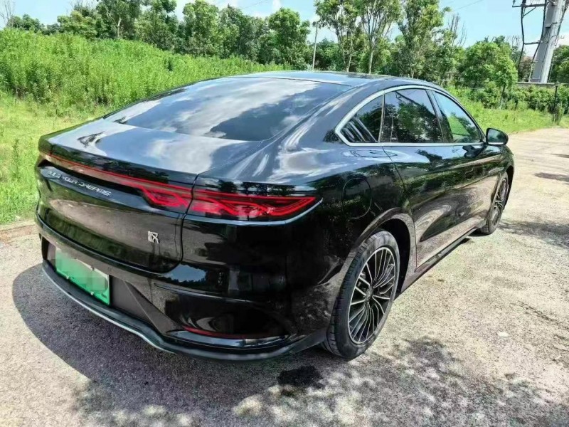 宜昌24年比亚迪汉8