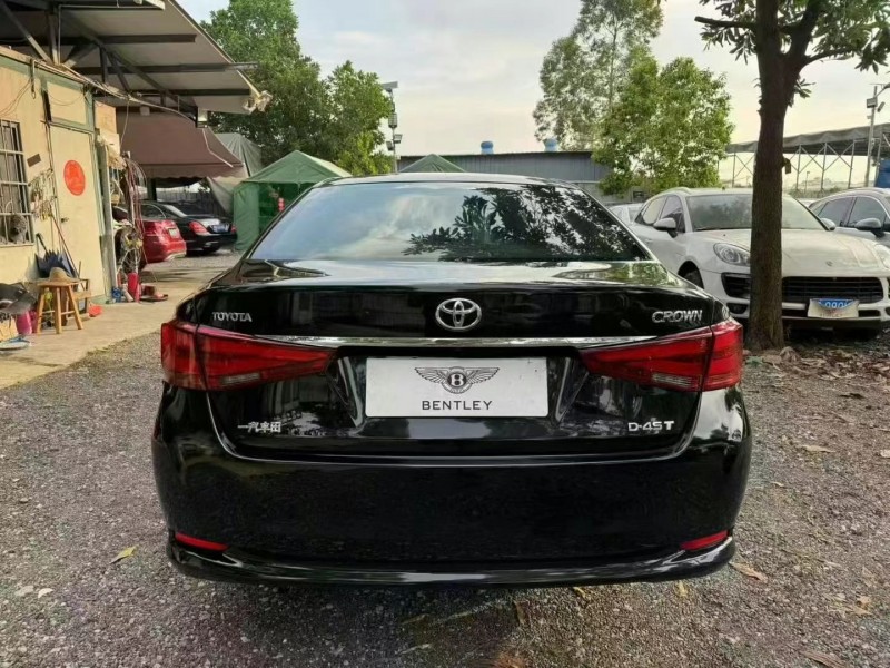 廣州17年豐田皇冠9