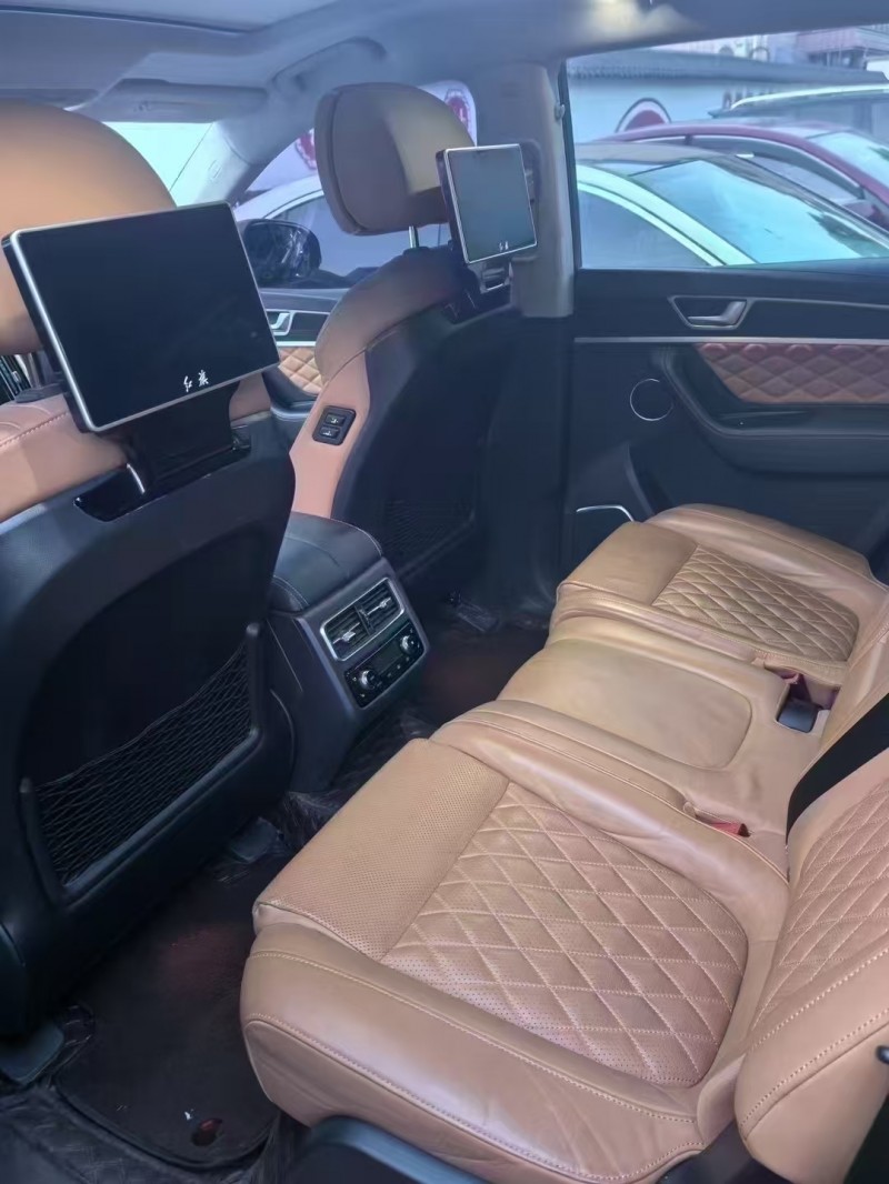 濟南20年紅旗HS74