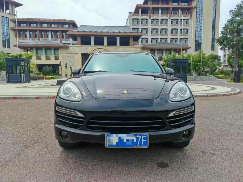 承德14年保時捷卡宴1