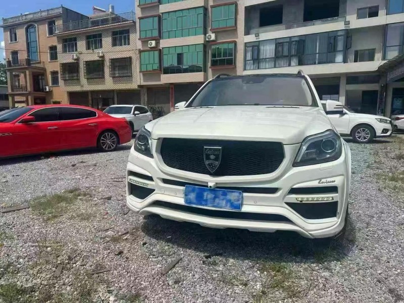 张家界17年奔驰GL1