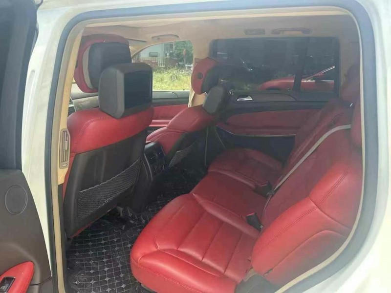 张家界17年奔驰GL7