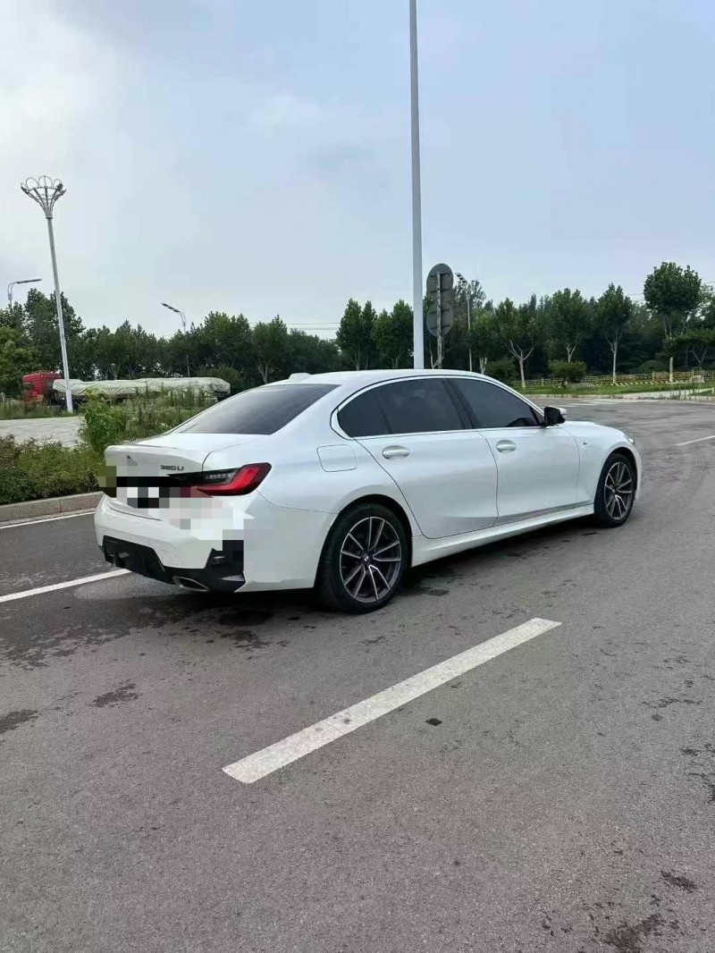 枣庄23年宝马3系9