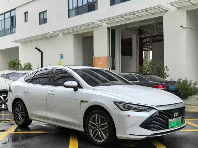 深圳22年比亚迪秦2