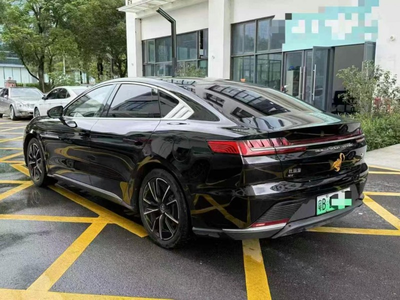 深圳21年比亚迪汉5