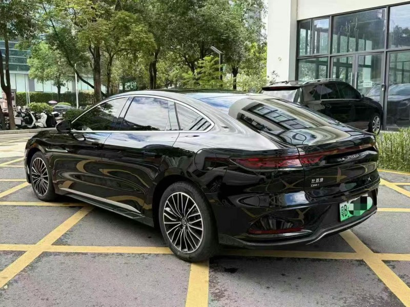 深圳23年比亚迪汉5