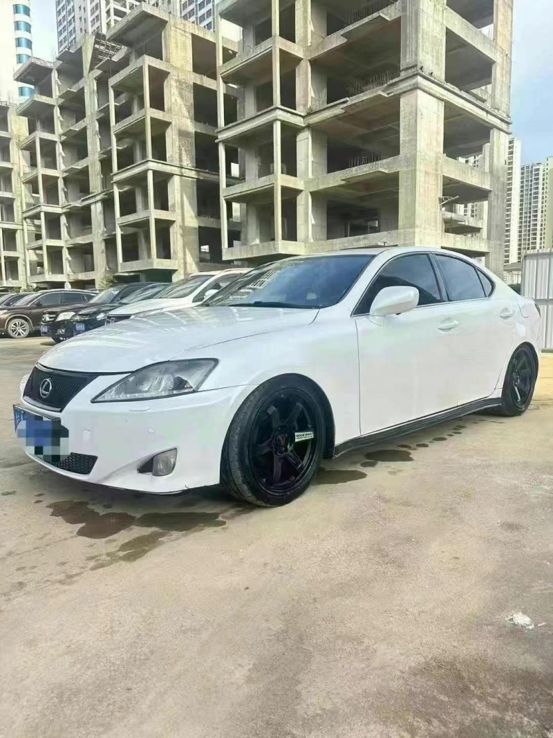 南宁07年雷克萨斯IS3