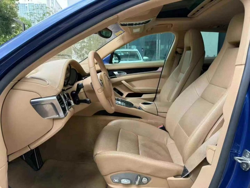 深圳15年保時捷帕拉梅拉3