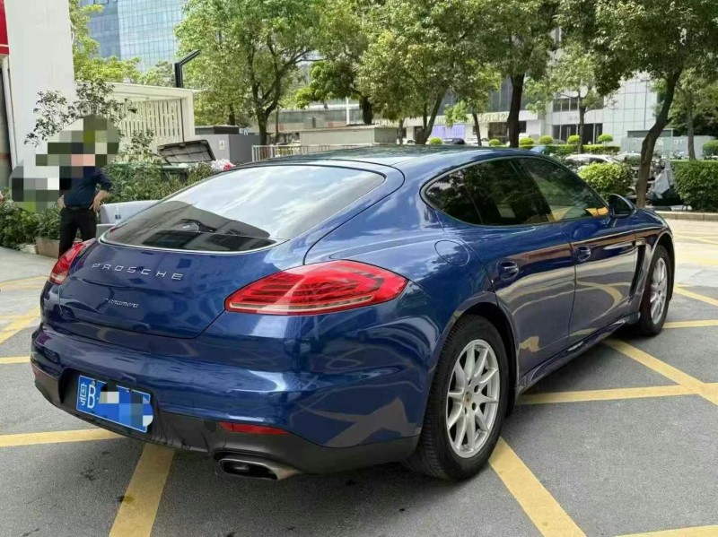 深圳15年保時捷帕拉梅拉7