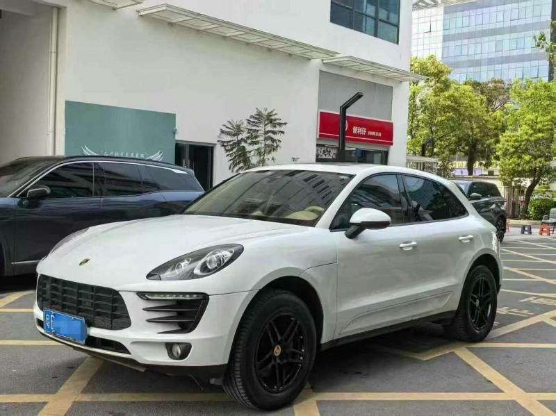 深圳16年保时捷Macan2