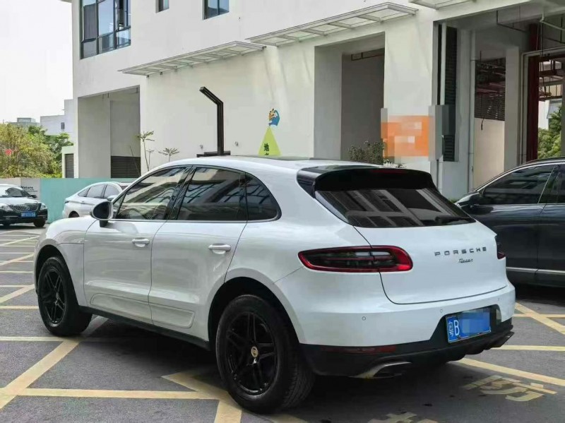 深圳16年保时捷Macan9