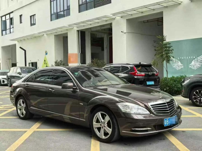 深圳13年奔驰S6