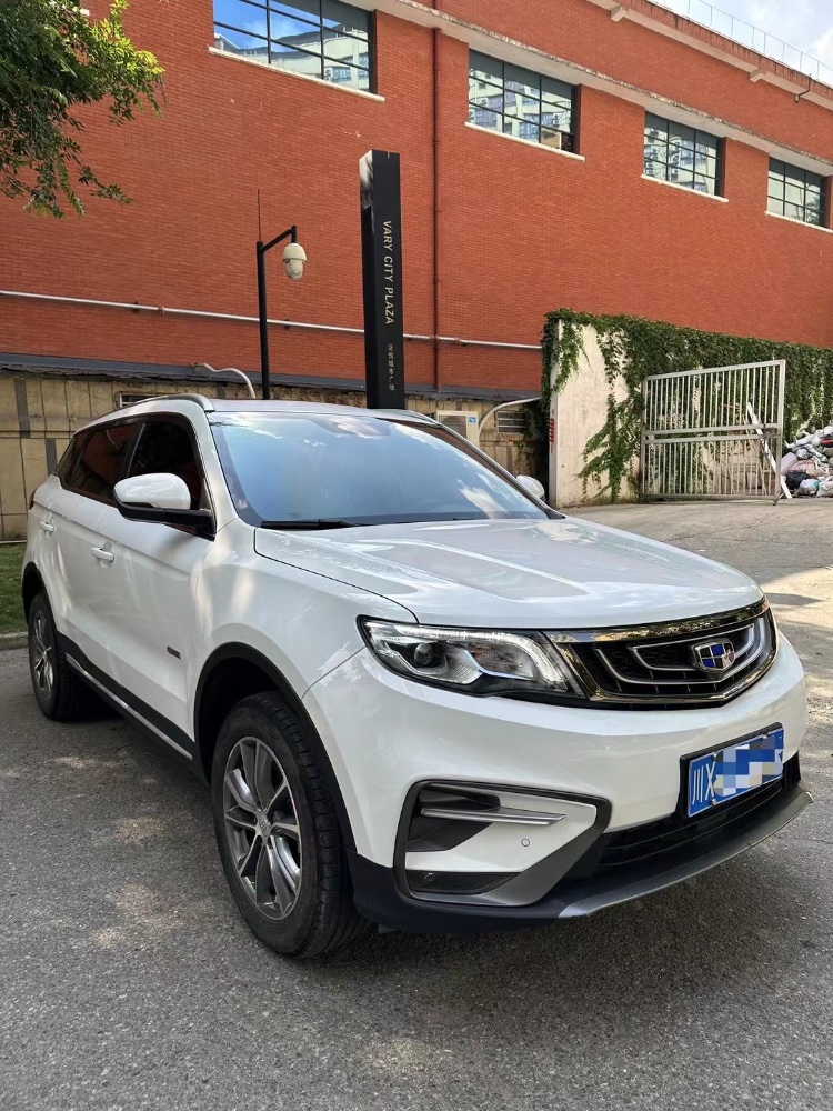 成都20年吉利博越2