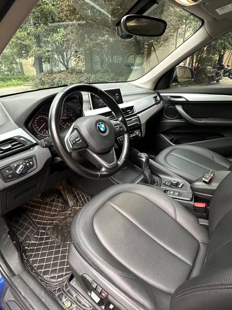 成都17年宝马X14