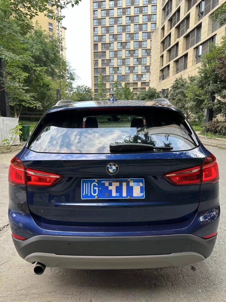 成都17年宝马X18