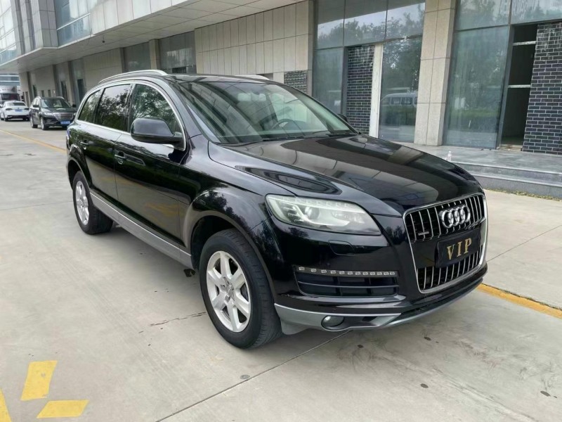 济南10年奥迪Q73