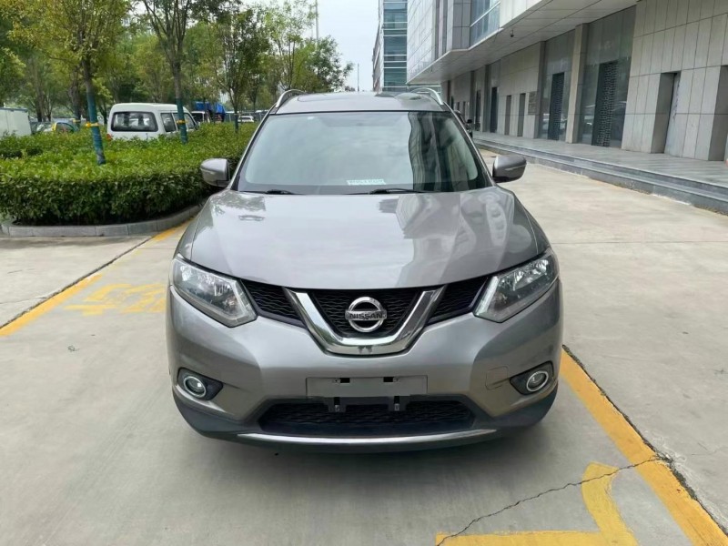 泰安14年日產奇駿1