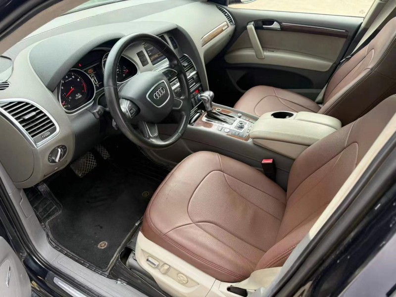 枣庄12年奥迪Q75