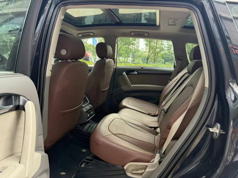 枣庄12年奥迪Q76