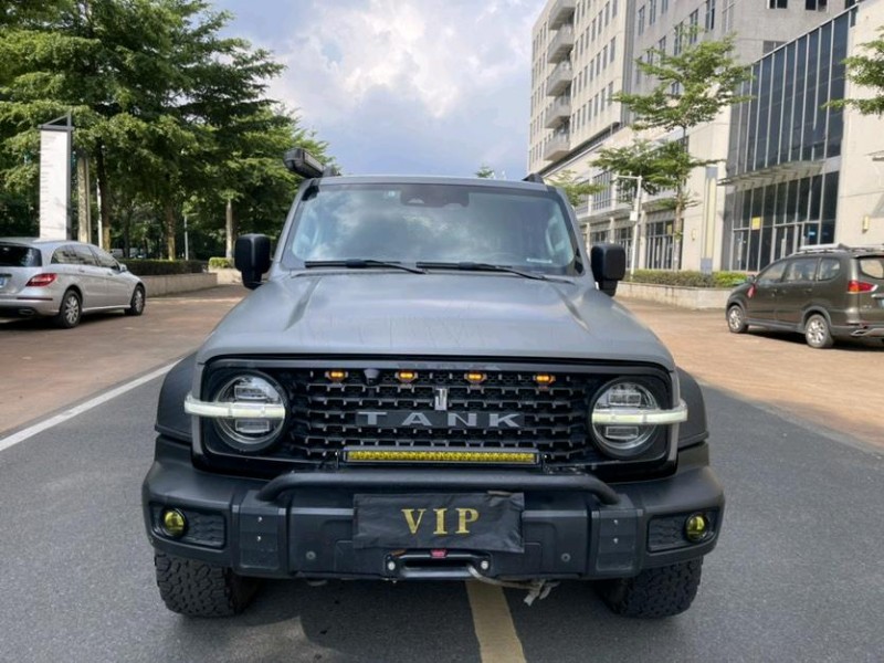 東莞21年長城汽車坦克1