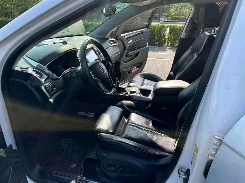 濰坊15年凱迪拉克SRX7