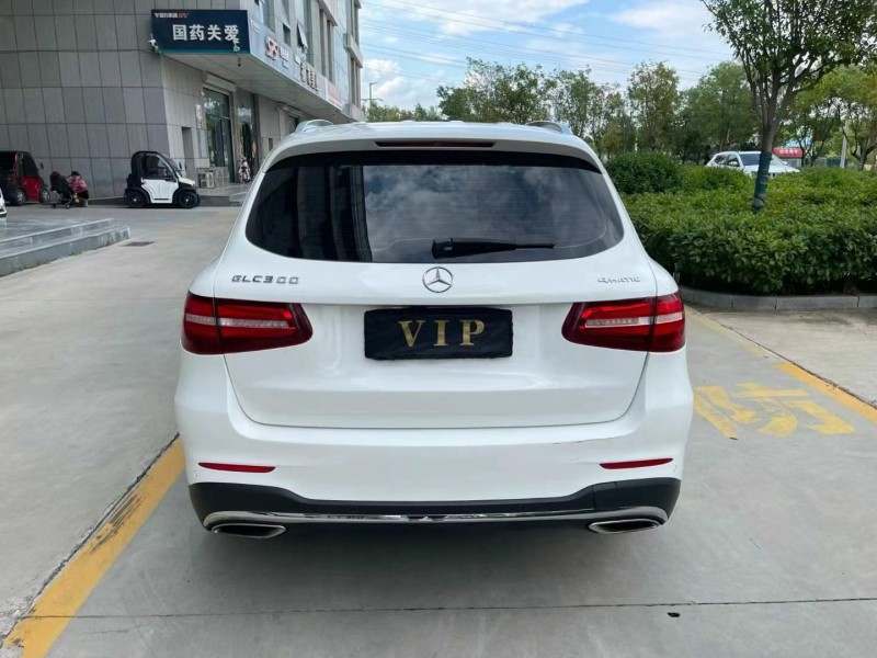 青岛18年奔驰GLC9