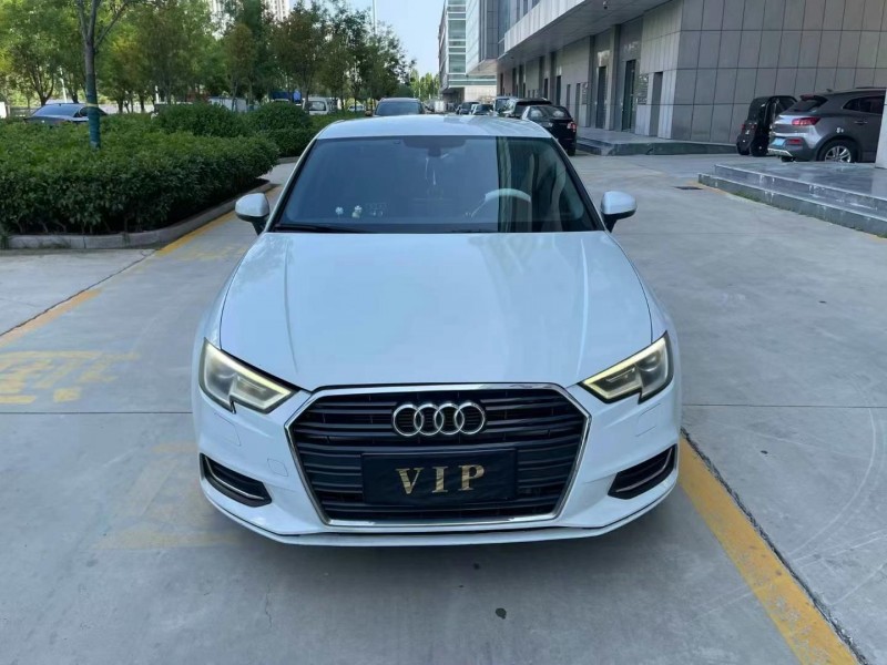 青岛19年奥迪A31