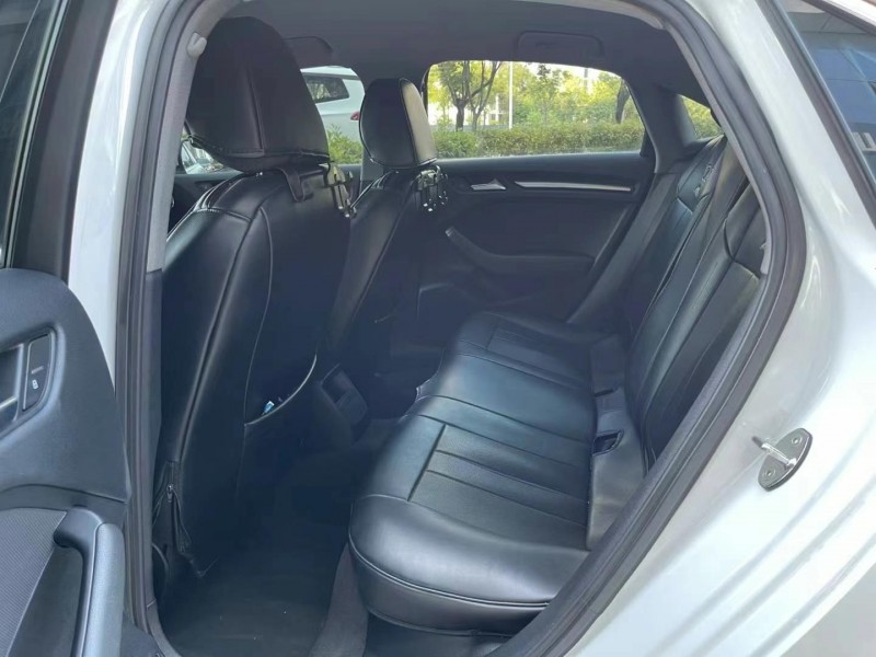 青岛19年奥迪A36