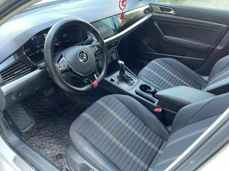 濰坊21年大眾朗逸5