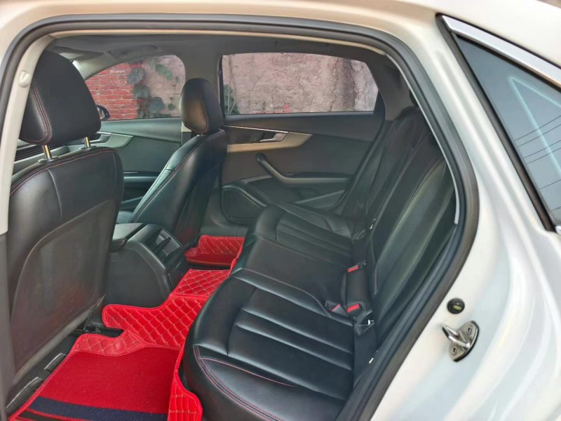 青岛17年奥迪A4L8