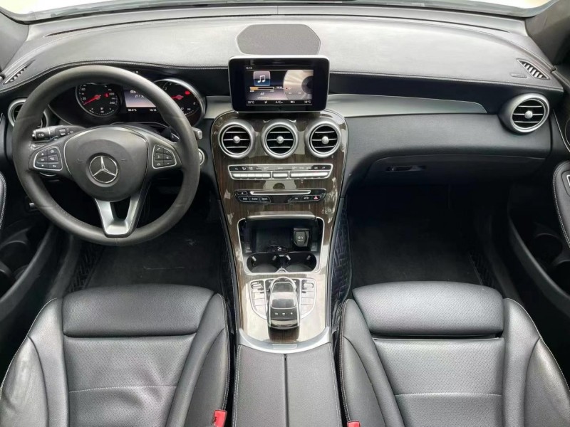 枣庄19年奔驰GLC4