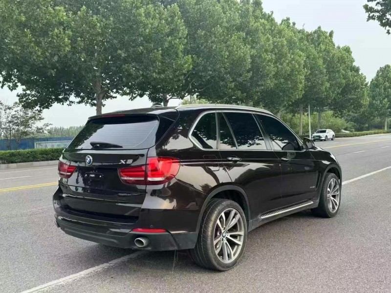 青岛16年宝马X57
