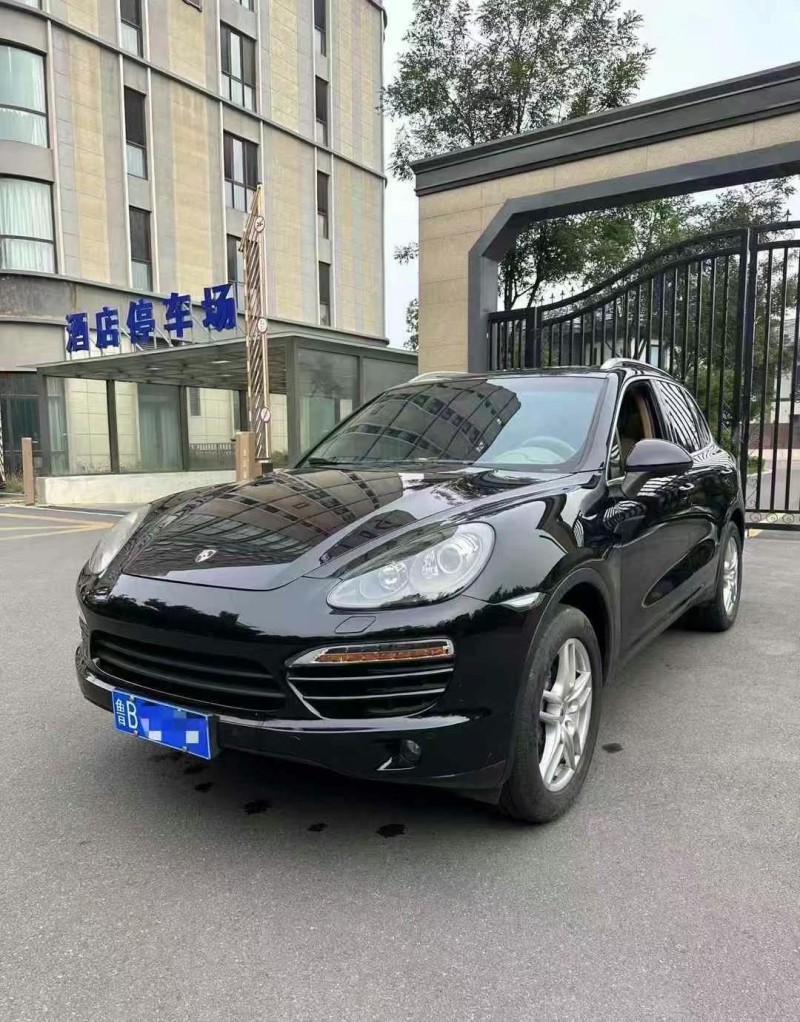潍坊13年保时捷卡宴3