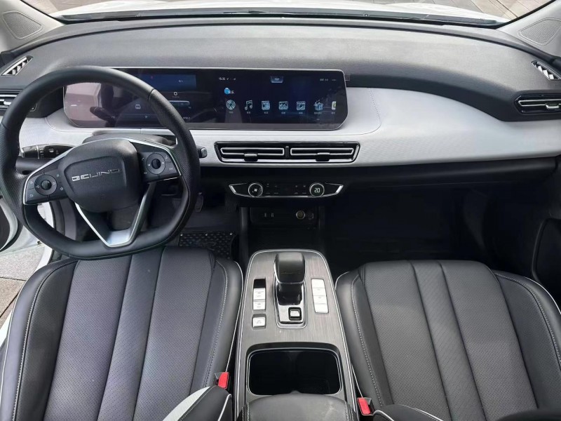 佛山25年北汽新能源EU系列5