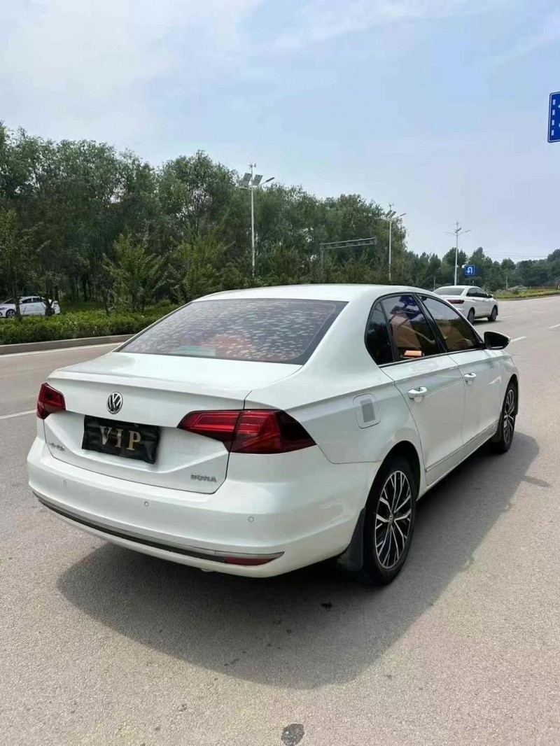 枣庄18年大众宝来9