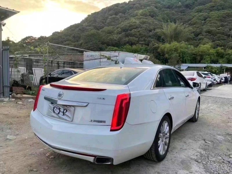 深圳14年凯迪拉克XTS8