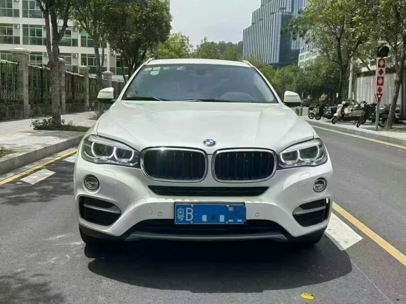 广州16年宝马X61