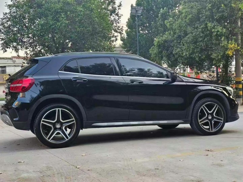 淄博16年奔驰GLA3