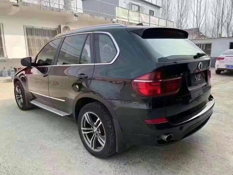 济宁13年宝马X59