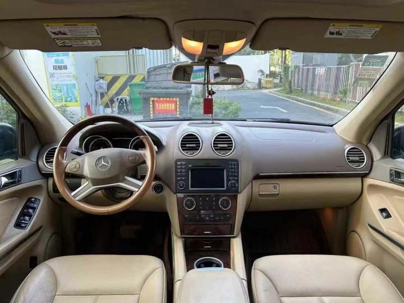 深圳12年奔驰GL3