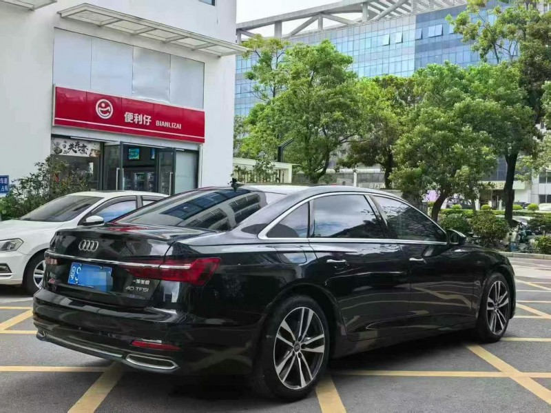 深圳21年奥迪A6L4