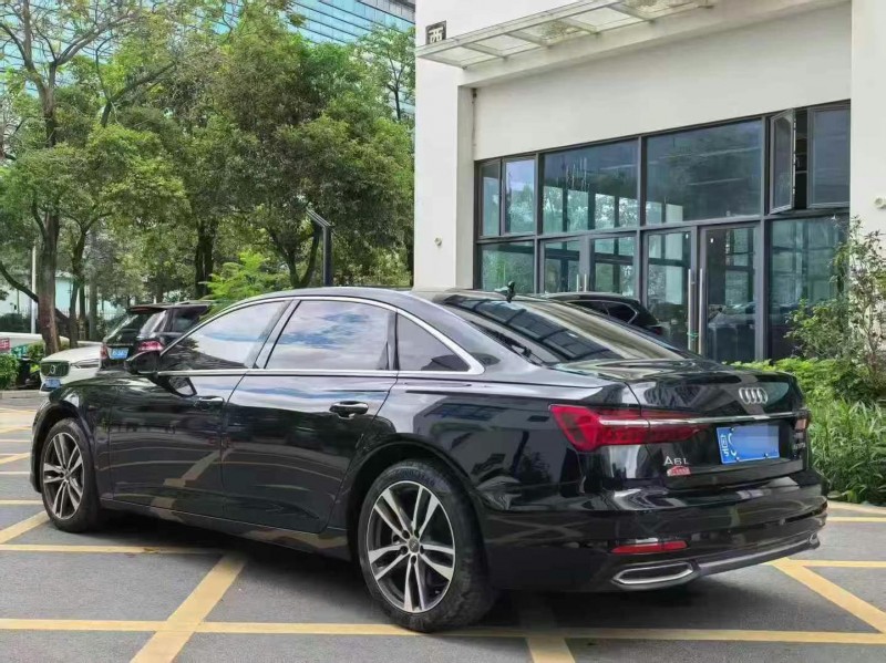 深圳21年奥迪A6L5