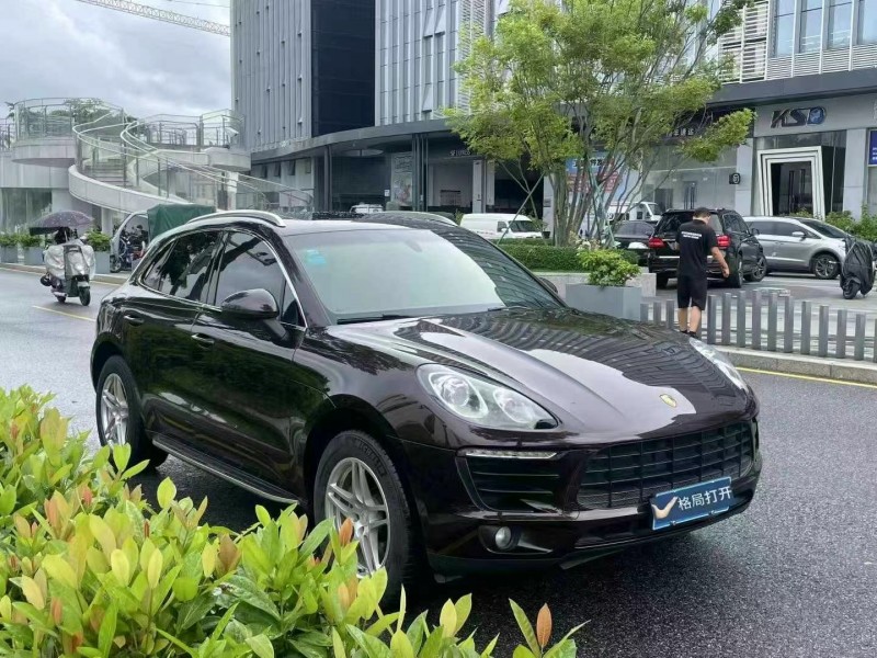 深圳16年保时捷Macan2