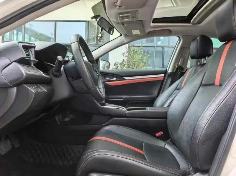 深圳20年本田思域5